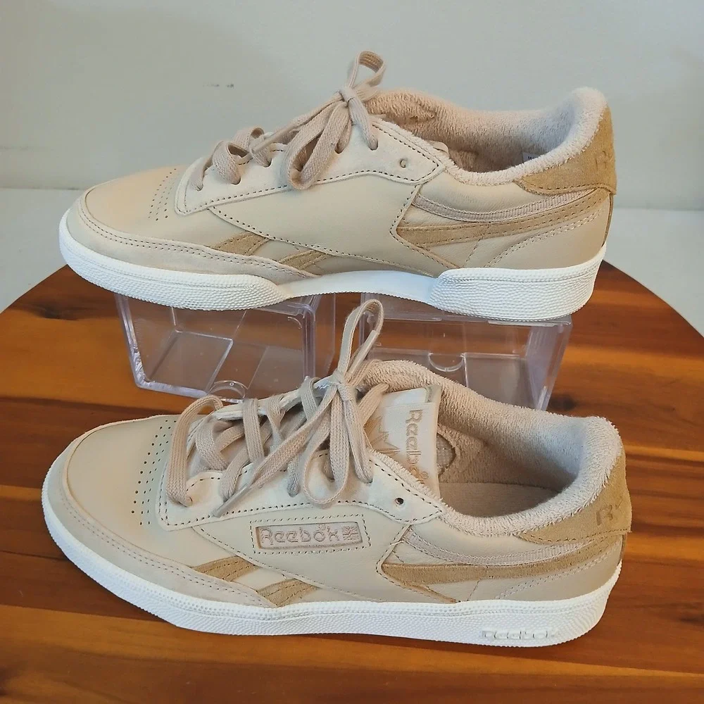Reebok Club C 85 Womens 6.5 Sand Tan Shoes Sneakers GY9411